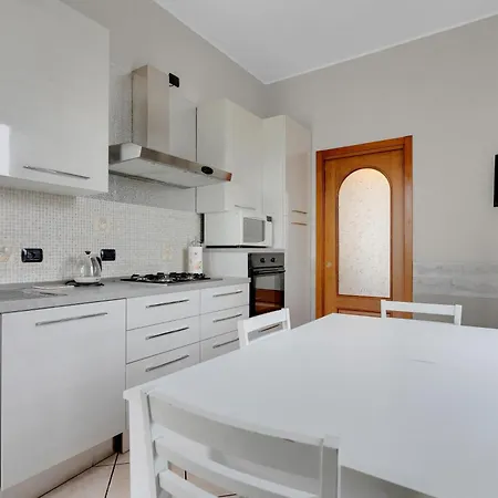Apartment Mug1 -sesto San Giovanni- Comfort House -